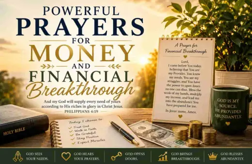 Modlitwa o pieniądze i przełom finansowy. Biblia, pieniądze, monety i notatnik z listą wyborów.