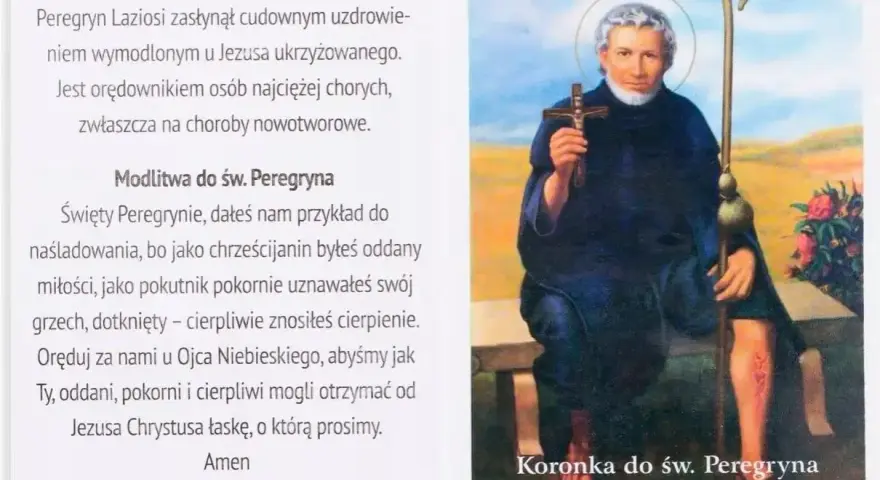 Święty Peregryn z laską i krzyżem, siedzący na ławce.
